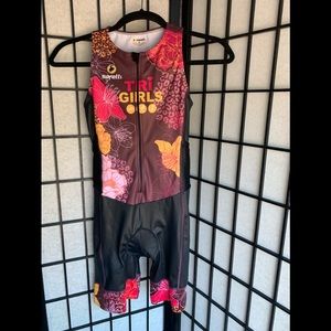 Safetti Triathlon suit, medium, black & floral